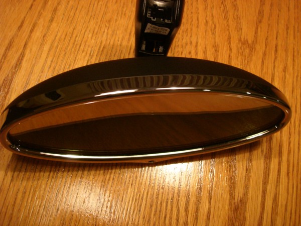 Auto-Dimming Rearview Mirror